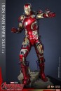 Avengers: Age of Ultron Movie Masterpiece Diecast Actionfigur 1/6 Iron Man Mark XLIII (2.0) 32 cm