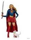 Supergirl (2026) DC Theatrical Deluxe Edition Actionfigur...