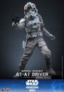 Star Wars Movie Masterpiece Actionfigur 1/6 Imperial Remnant AT-AT Driver 30 cm