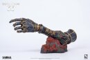Clair Obscur: Expedition 33 Replik 1/1 Scale Arm of Gustave 48 cm