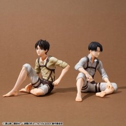 Attack on Titan G.E.M. Series PVC Figuren 2er-Pack Eren Yeager & Squad Captain Levi Palm Size