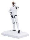 Original Stormtrooper Figur Raise a Glass 17 cm