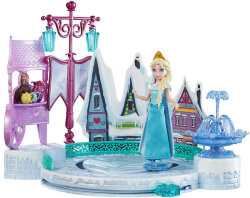 Disney Die Eiskönigin Diorama Spielset Eislaufspaß Elsa, Olaf Puppe Figur 20cm