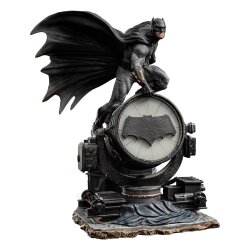 Zack Snyders Justice League Deluxe Art Scale Statue 1/10 Batman on Batsignal 28 cm