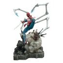 Marvels Spider-Man 2 Marvel Gallery Deluxe PVC Diorama...