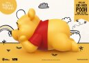 Winnie The Pooh Small Vinyl Spardose liegender Winnie 17 cm