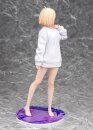 Lycoris Recoil PVC Statue 1/7 Chisato Nishikigi: Oversized Sweatshirt Ver. 25 cm