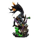 DC Comics Premium Format Statue Batman vs The Joker:...