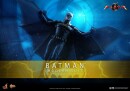 The Flash Movie Masterpiece Actionfigur 1/6 Batman (Modern Suit) 30 cm