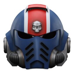 Warhammer 40,000: Space Marine 2 Replik Ultramarines Lieutenant Titus Helm 30 cm