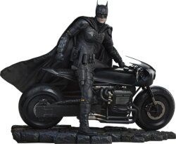 The Batman Premium Format Statue The Batman 48 cm
