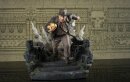 Indiana Jones: Jäger des verlorenen Schatzes Deluxe Gallery PVC Statue Escape with Idol 25 cm