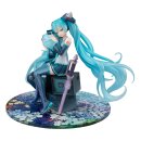 Mobile Suit Gundam x Hatsune Miku Lucrea PVC Statue...