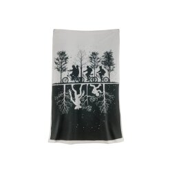 Stranger Things Wurfdecke Black & White 100 x 150 cm