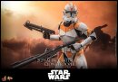 Star Wars: The Clone Wars Actionfigur 1/6 212th Attack Battalion Clone Trooper Deluxe Version 30 cm